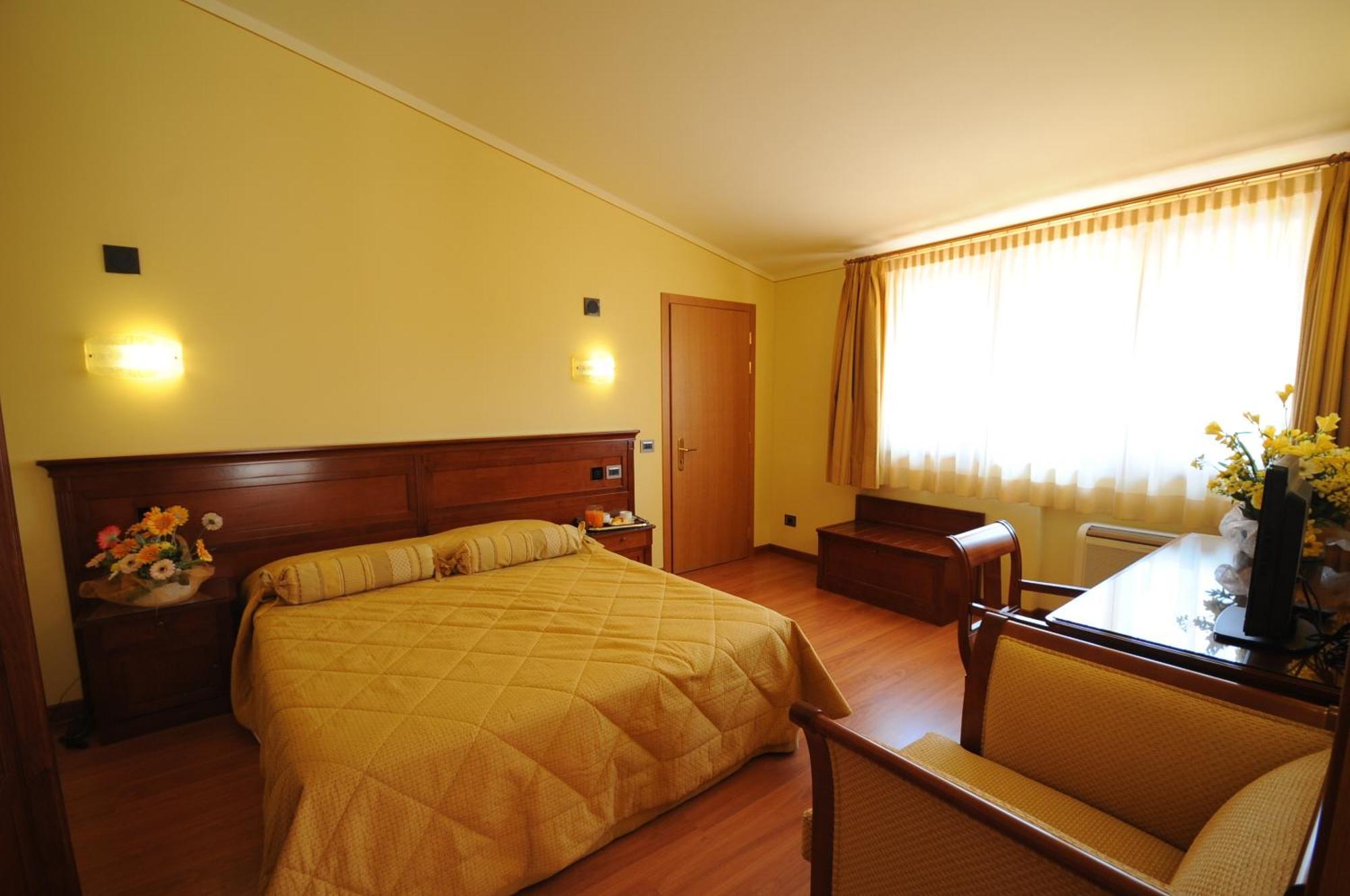 Hotel Panoramic Montepulciano Stazione Exterior foto