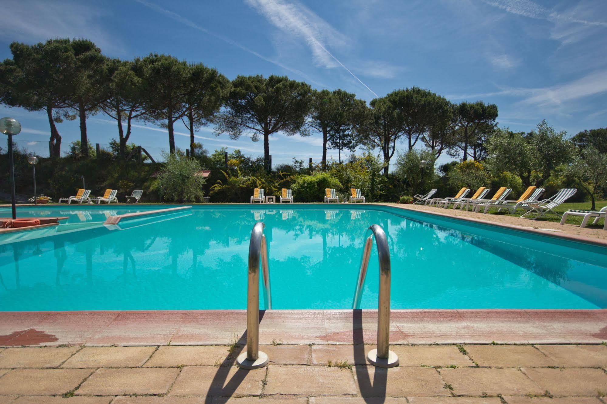Hotel Panoramic Montepulciano Stazione Exterior foto